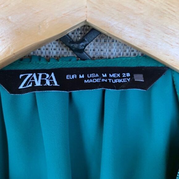 Zara Green Flowy Dress Shirt Medium Long Sleeve - Picture 2 of 4